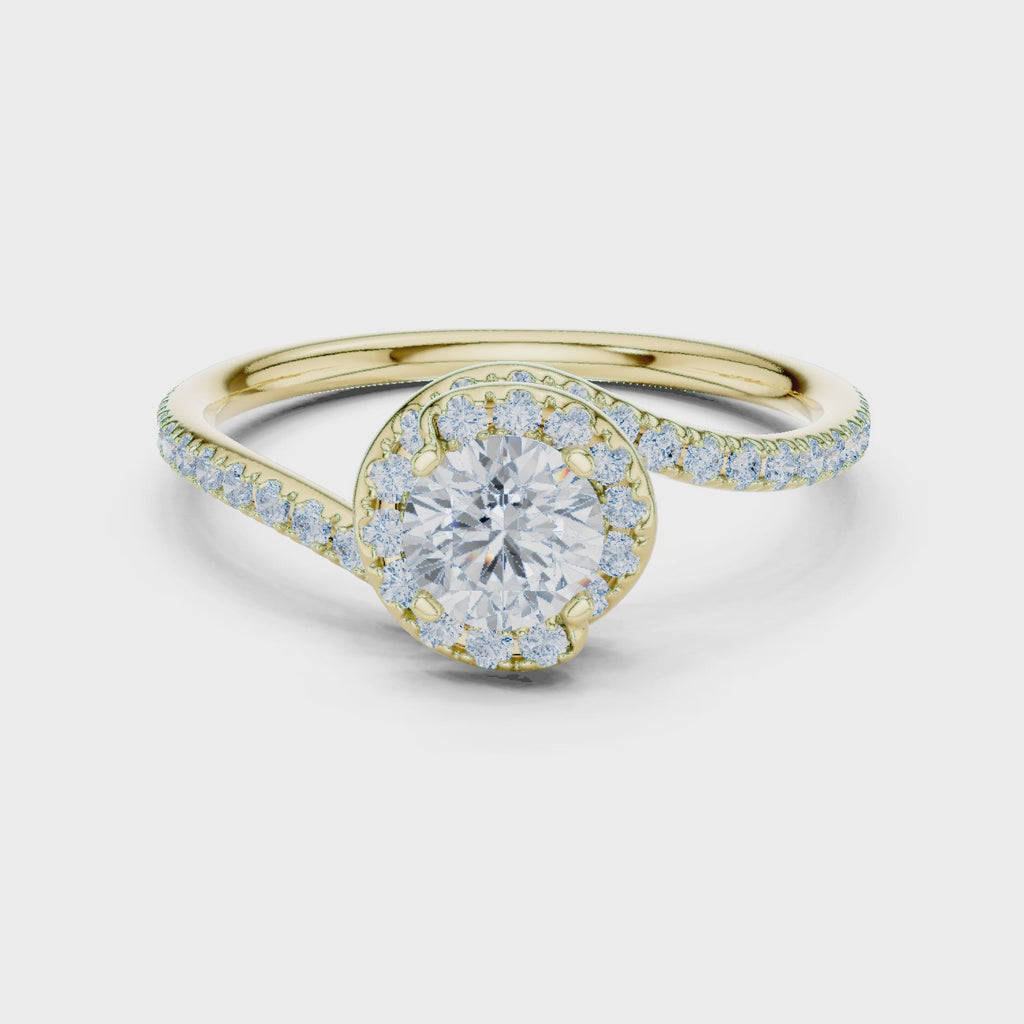 Round Halo Diamond Ring