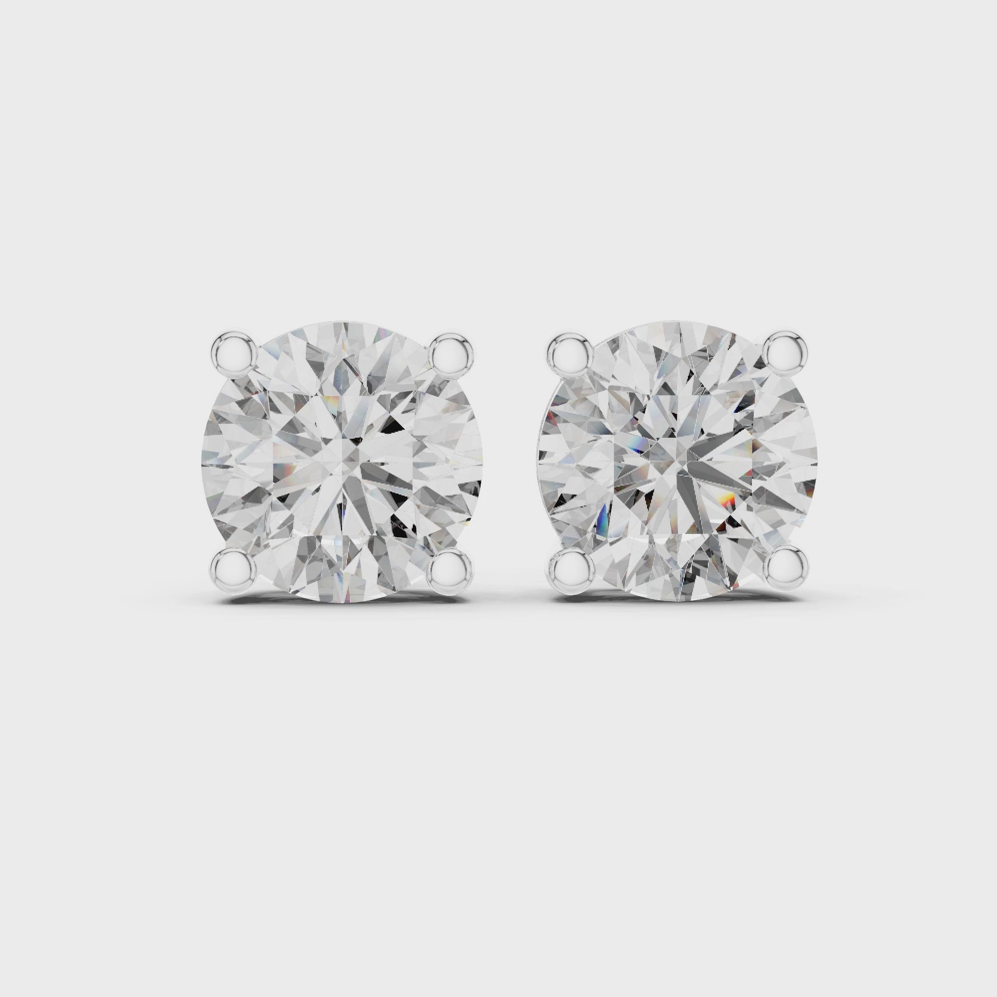 Round Diamond Stud Earrings